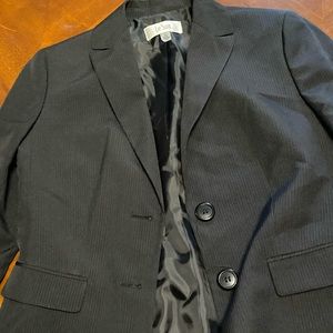 Pants suit from Le Suit size 6 striped Black